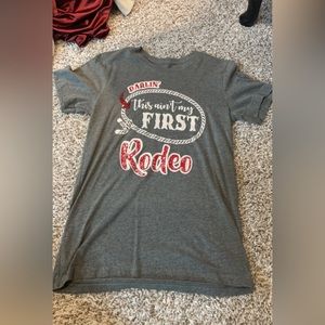 “Darlin’ this ain’t my first rodeo” Graphic tee